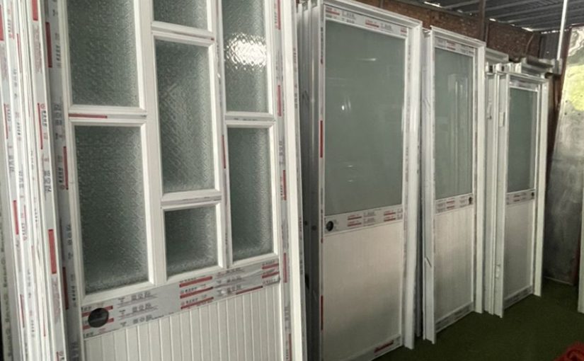 Thi công cửa nhôm hệ 700